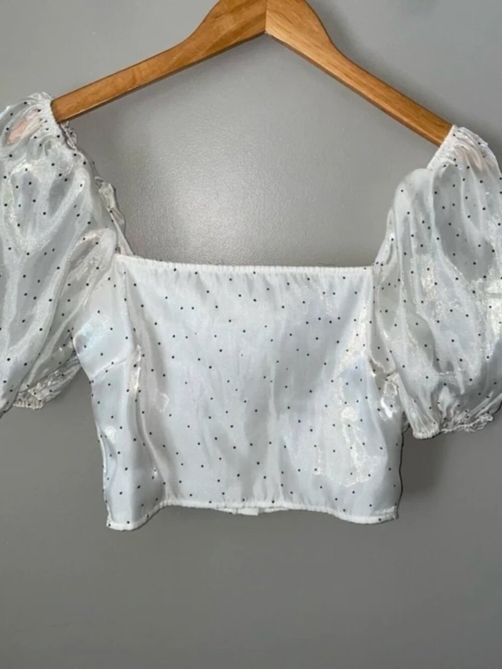 New with tags Misguided Puff Sleeve Crop Top